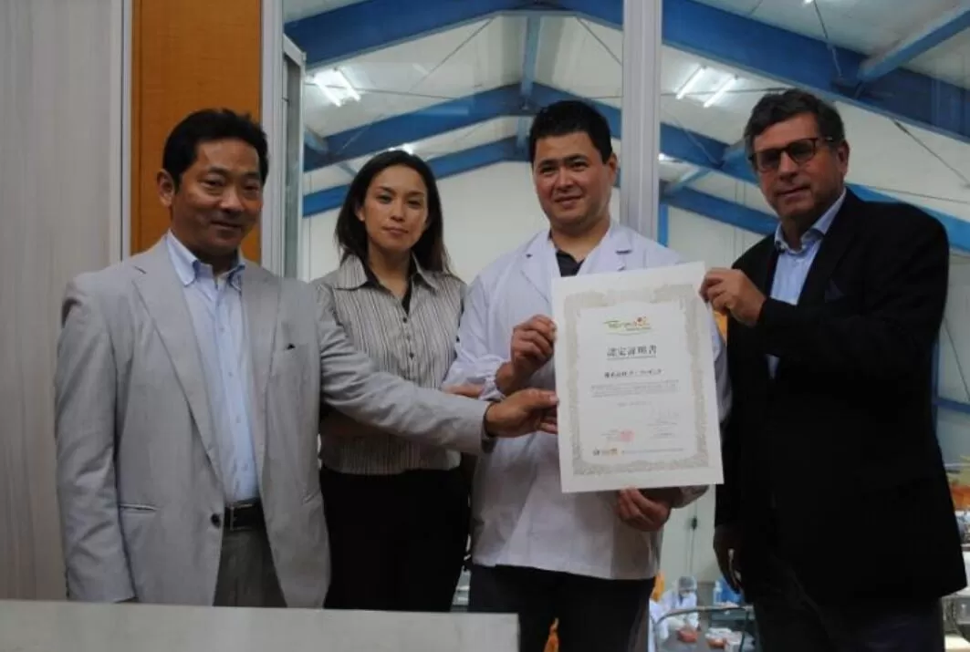 BBG entrega 1º selo de qualidade para fabricante de embutidos em Tochigi